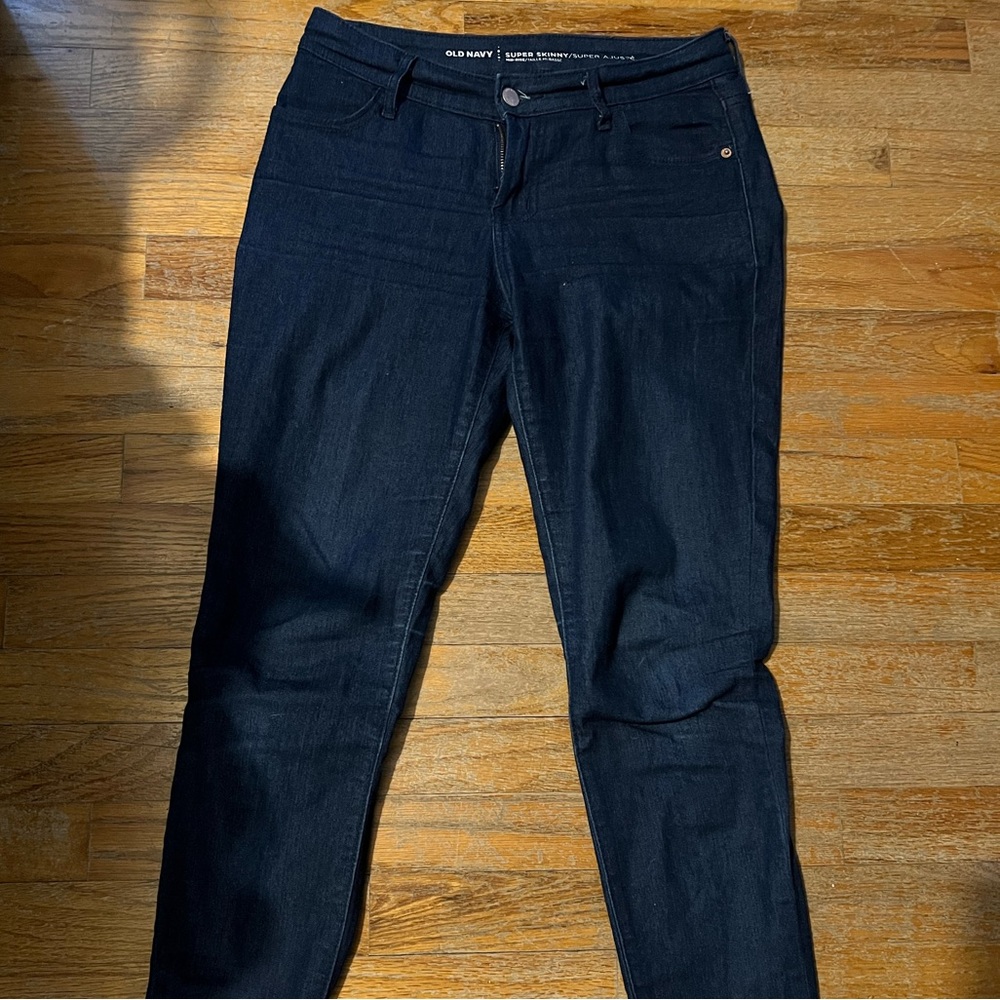 EUC Old navy jeans